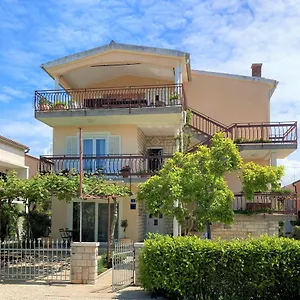 Lirio Apartman Umag